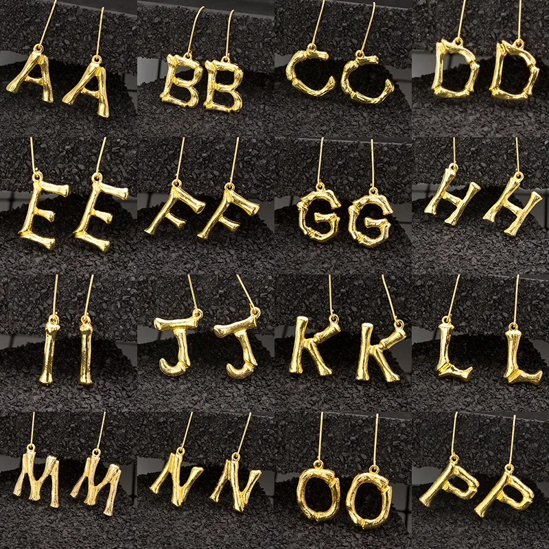 Классического золотого цвета роскошные преувеличенный металлические буквы серьги с подвеской для Для женщин начальный Алфавит A-Z Drop Кафф серьги