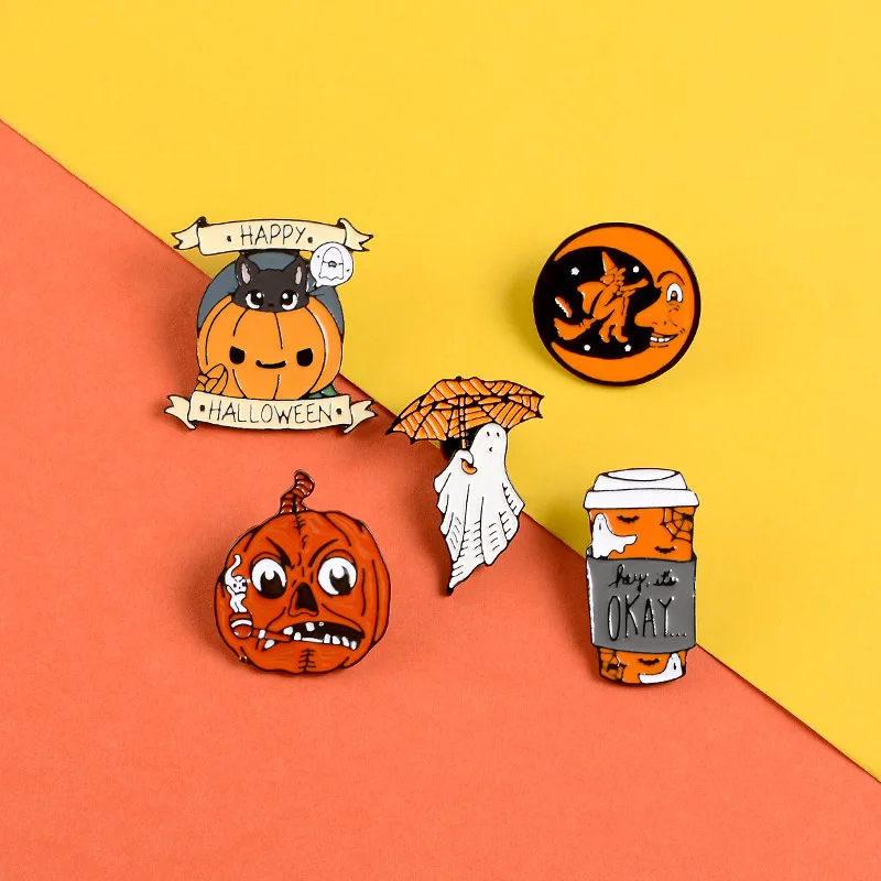 

Pumpkin Elf Umbrella Moon Cute Cat Trash Can Happy Halloween Letter Ribbon Broom Old Man Metal Pin Shirt Halloween Gift Brooch