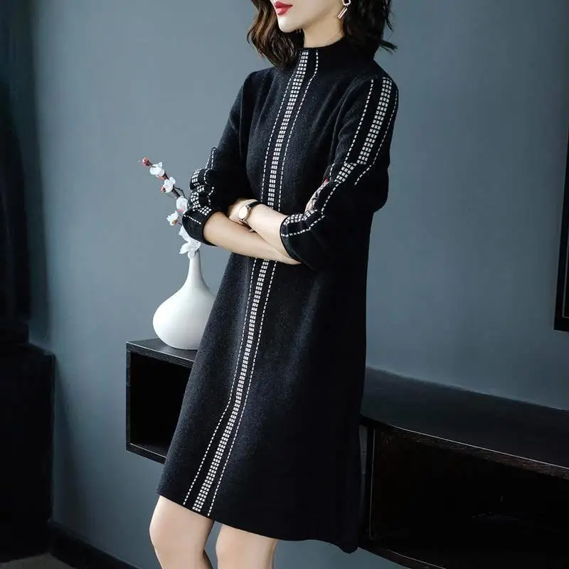 

2019 New Autumn Winter Women Elegant Striped Half Turtlenect Knit Pullover Sweater Dress Female Casual Loose Knitwear Jumper X84