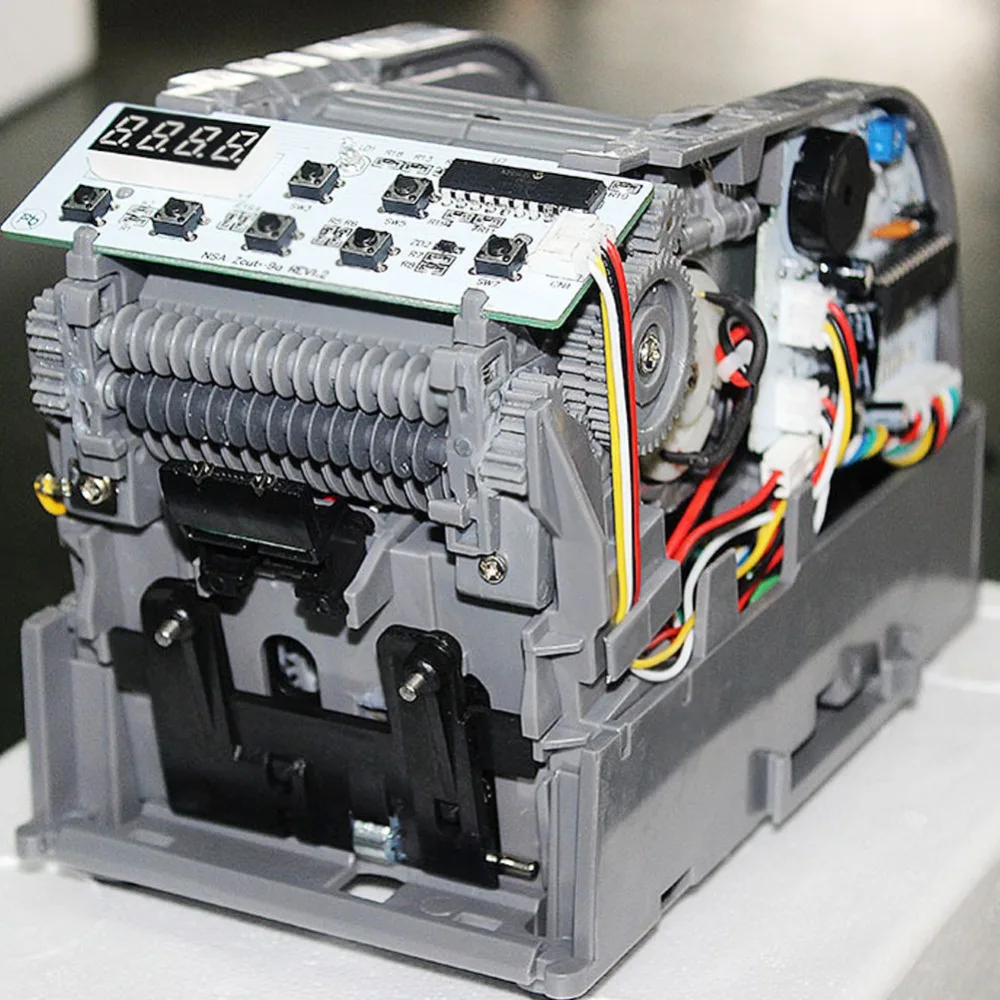 ZCUT-9 Быстрая эффективная и экономичная Автоматическая регулировка с функцией памяти Автоматическая машина для резки ленты 5~ 999 мм