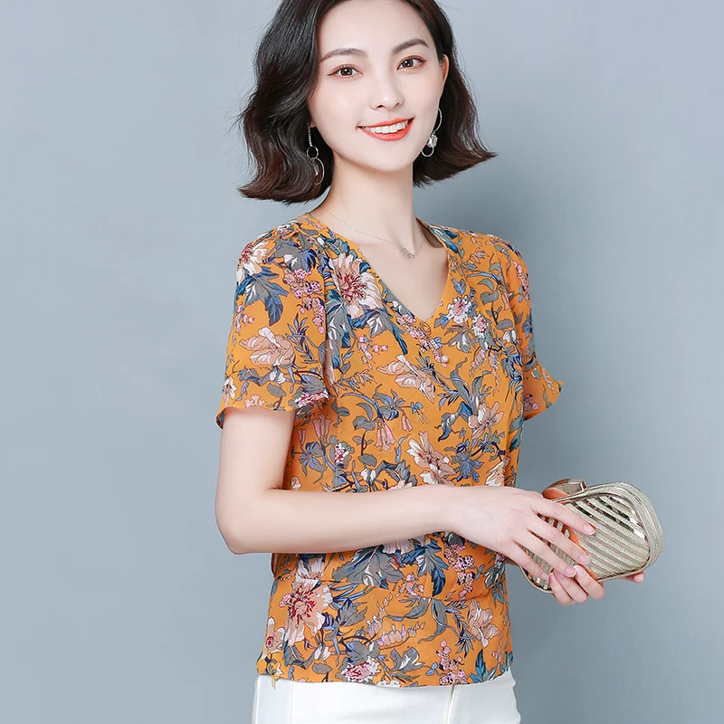 Korean Fashion Chiffon Blouses Women Print Shirt Tops Blusas Femininas Elegante Women Floral Flare Sleeve Blouses Top Plus Size