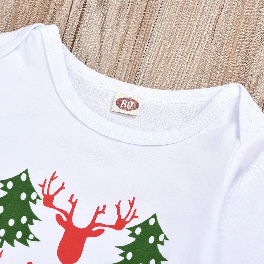 12121877564_1843593818