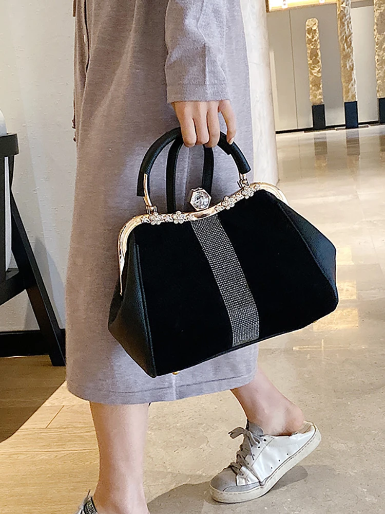 

Classic Black Faux Fur Bag For Women Diamonds High Quality Pu Leather Party Tote Handbag Large Capacity Shoulder Crossbody Bags