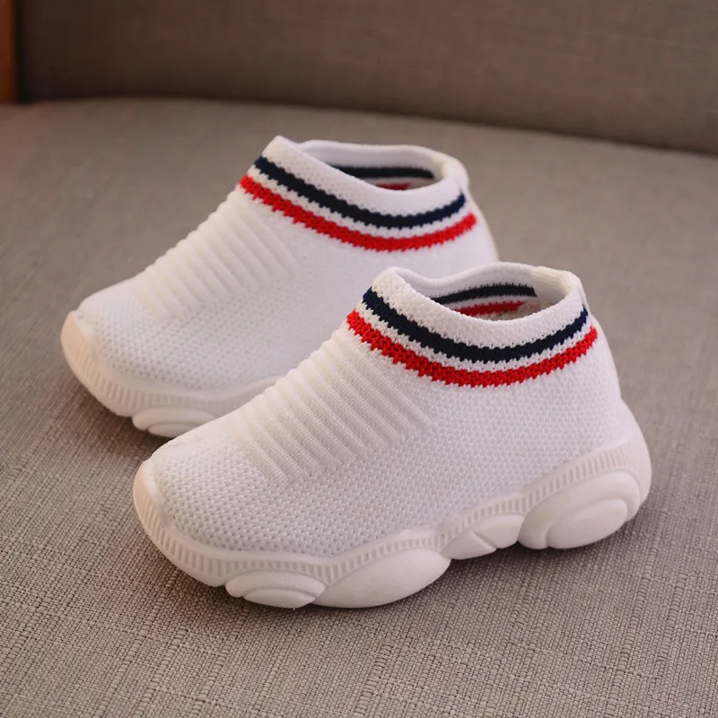 infant soft bottom nike shoes