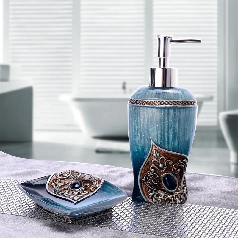 

2Pcs/set European Wash Liquid Soap Bottle Storage Bottle Soap Box Lotion Shampoo Bottle Container Bathroom Desktop Decorative