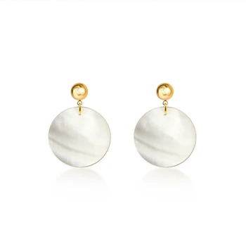 

2020 New Fashion White Shell Round Earrings for Women Jewelry Wholesale Stainless Steel Stud Earrings Korean Style Aretes Mujer