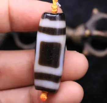 

Unique Energy Tibetan Old Top Oily Agate Heaven&Earth Totem dZi Bead Amulet AAA