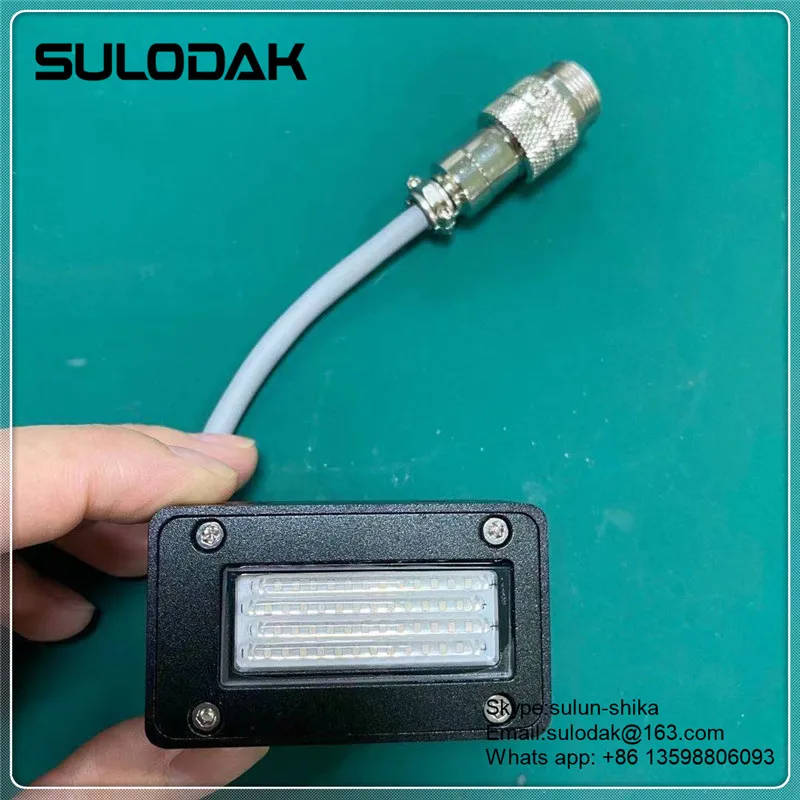 35*15 면적 UV 블랙 라이트 3958nm 바니시 경화 UV 램프 건조 워터 쿨러 LED UV 라이트 COB 200W 엡손 DX5 XP600 TX800 헤드용