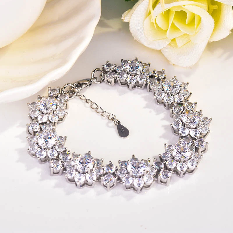 

2020 new S 9 2 5 trendLuxury Bracelets Charm Paved Rose Gold Color Bridal Wedding Bracelet For Women Cut Brand Jewelry