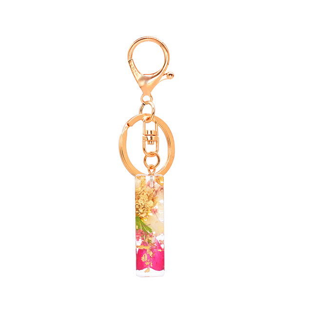 Dried Flower Letter Keychain Creative Colorful 26 English Letter Initial Resin Handbag Keyring Accessories For Women