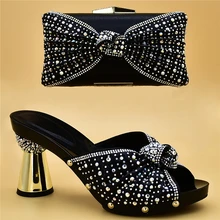 Комплект из туфель и сумочки в итальянском стиле, для вечерние в Для женщин, комплект из туфель и сумочки в тон, украшенные Стразы дизайнерская женская обувь роскошные