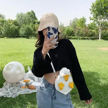 

Cartoon duck female bag new cute cute girl small shoulder bag wild messenger bag tide color hit fashion one-shoulder U2K1