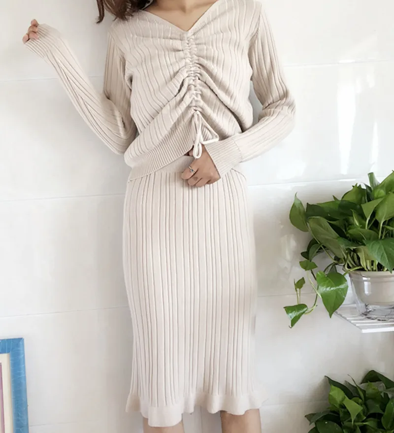 

Sweater two piece set solid color casual knee-length skirt autumn and spring new knit suit two-piece clothes vestidos LXJ961