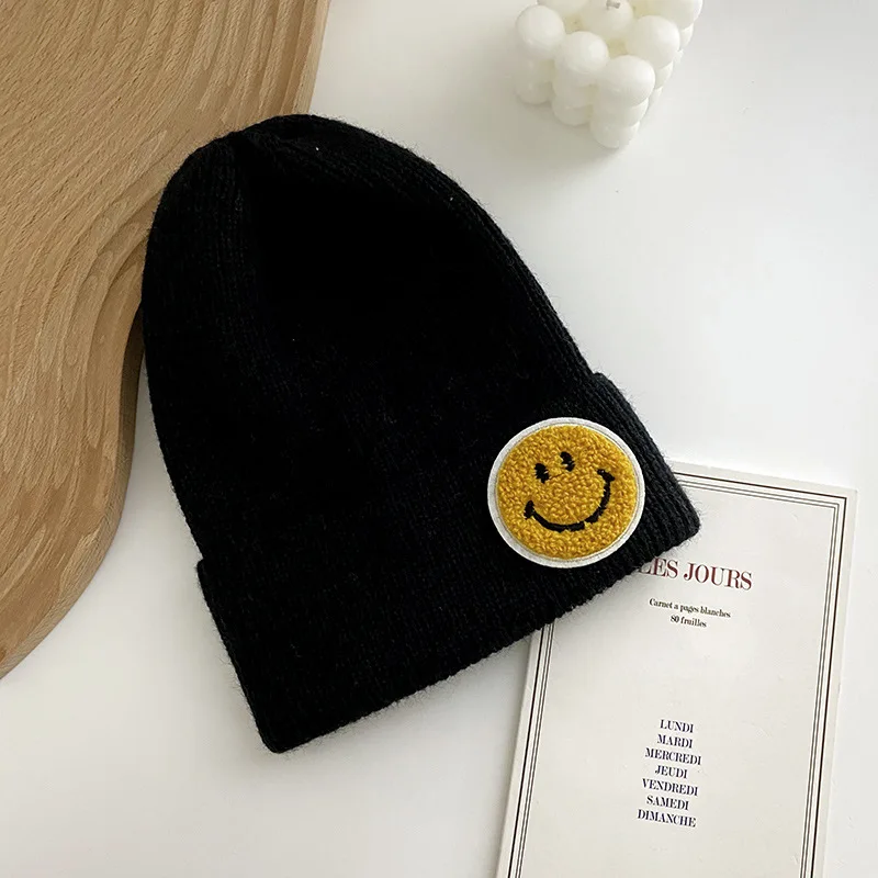 2021 Autumn Winter Warm Knitting Wool Hats Women Girls Boys Smiley Funny Fashion Elastic Beanie caps 11 colors Children hat skully hat with brim