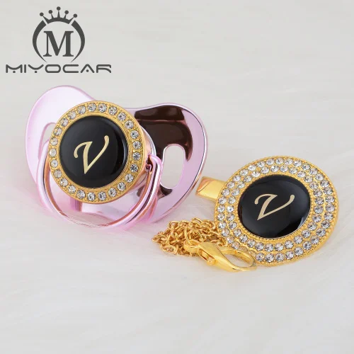 MIYOCAR, с именем, начальная буква V, элегантная, серебряная, шикарная, Соска-пустышка, клипса, BPA бесплатно, пустышка, блестящая, уникальный дизайн, SGS pass LV - Цвет: LV-11  6-18M