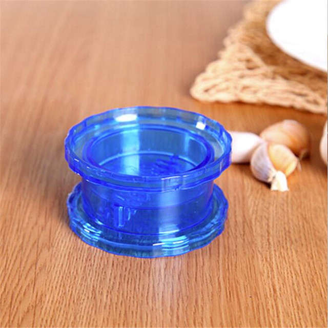 1Pc Garlic Presses Manual Mashed Garlic Manually Processor Food Chopper Fruit Slicer Twist Prevent Tear Kitchen Tool Crusher