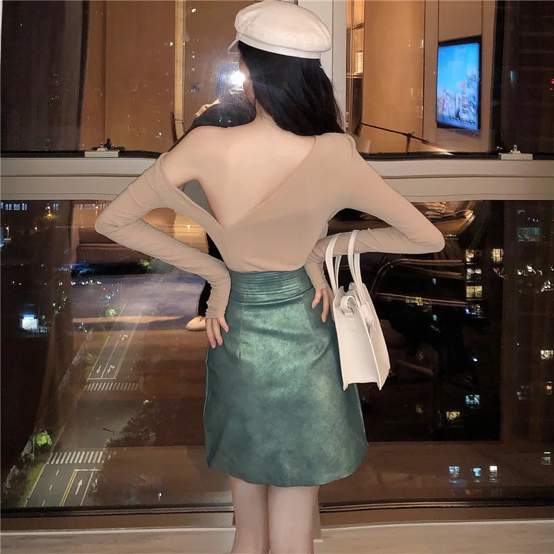 

Photo Shoot Sexy Scheming Irregular Sloping Shoulder Backless Slim Fit Slimming T-shirt Base Shirt + Skirt