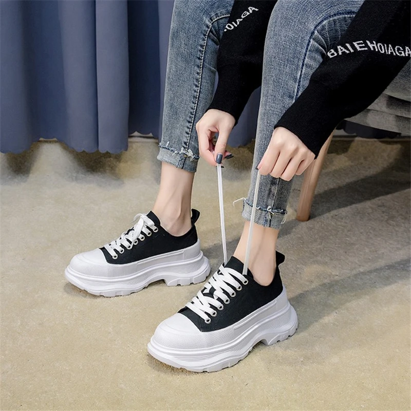 comfortable canvas sneakers