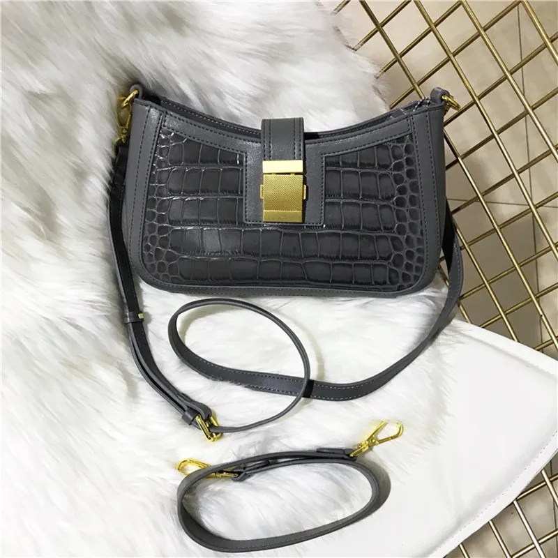

Women Crocodile Pattern Cowhide Bags Messenger Bag Lady Genuine Leather Handbag Shoulder Zipper Party Fair Maiden Handbags