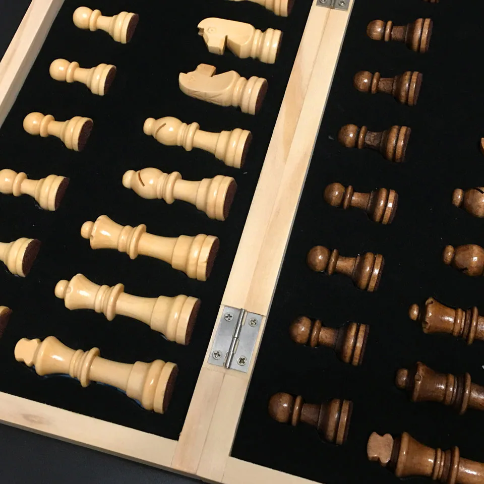 4 Queens Chess Wooden Chess Set International Game Wooden Pieces Foldable Chessboard Gift Toy