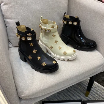 

Hot Sale Winter Shoes Women Ankle Genuine Leather Women Boots Round Toe Slip On Med Heels Crystal Women Boots Zapatos De Mujer