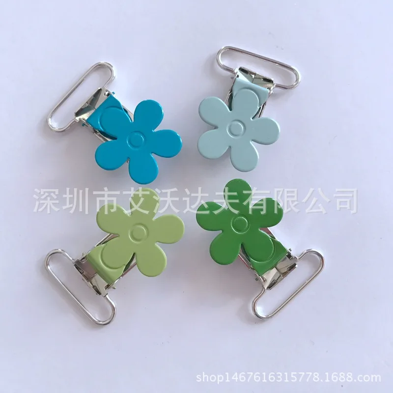 

Pacifier Clip Manufacturers Hot Sales Plum-Shaped Duckbill Clip Environmentally Friendly, Clip Color Plum Fork Clip