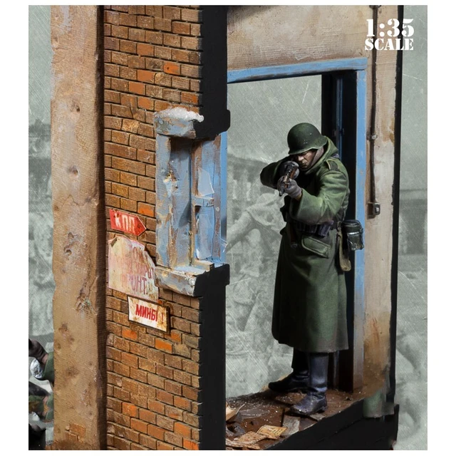 1/35 Resin Model Figure GK,World War II military theme (Three people with scenes) Unassembled and unpainted kit 6