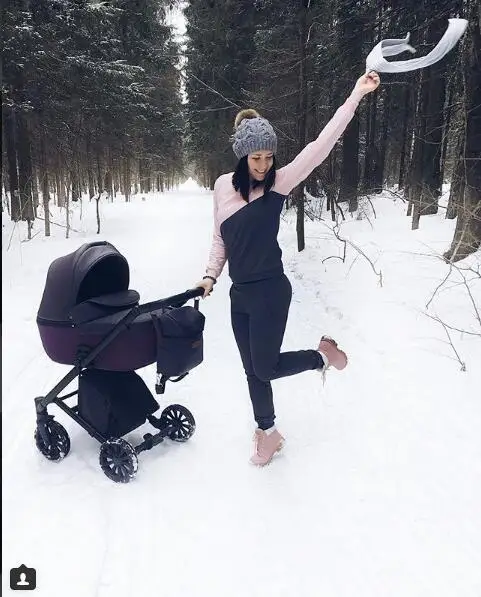 

Cross Border Wish Amazon New Style Cannabis Flower Women's Pullover Hat Cannabis Flower Furry Ball Hat TD240