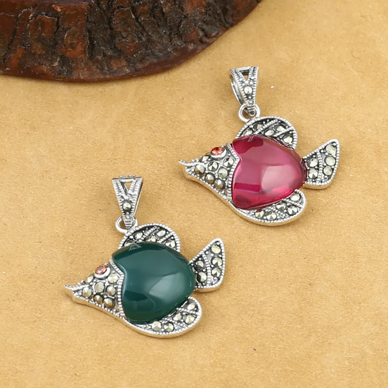 

925 Sterling Silver Jewelry Retro Thai Silver Women's Small Goldfish Marcasite Inlaid Red Corundum Green Agate Pendant