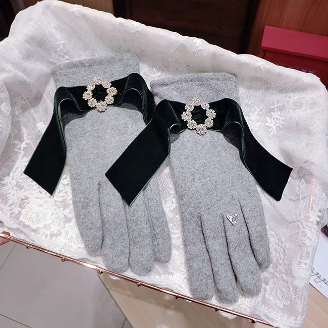 SP& CITY кашемировые перчатки с пряжками и кисточками для телефона, толстые теплые женские зимние перчатки, модные женские варежки с кольцом - Цвет: gray