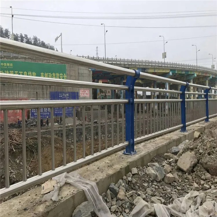 

304 Stainless Steel Composite Pipe Bridge Crash Barrier River Landscape Bridge Light Anticollision Safe Protective Barrier