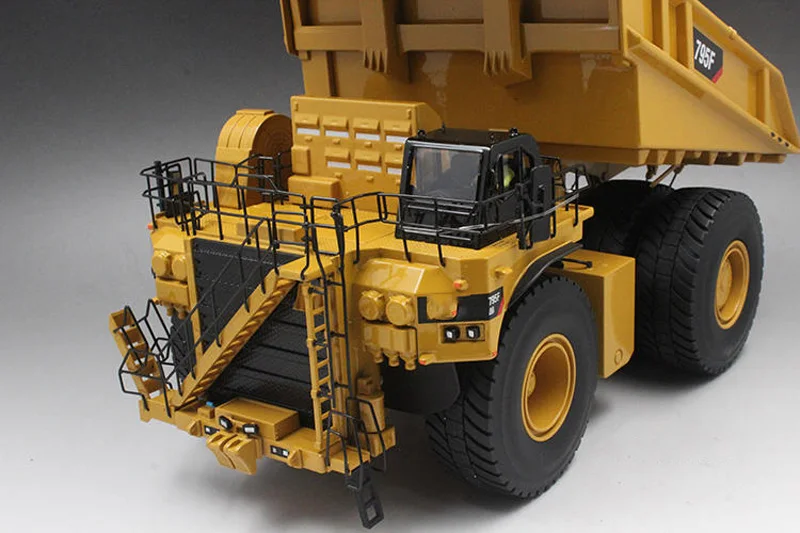 Hd5f6efc16d6c4feb97d2c84892de28114