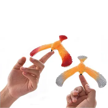 

Amazing Balancing Eagle With Pyramid Stand Magic Bird Desk Kids Toy Fun Learn Education for child toy Z