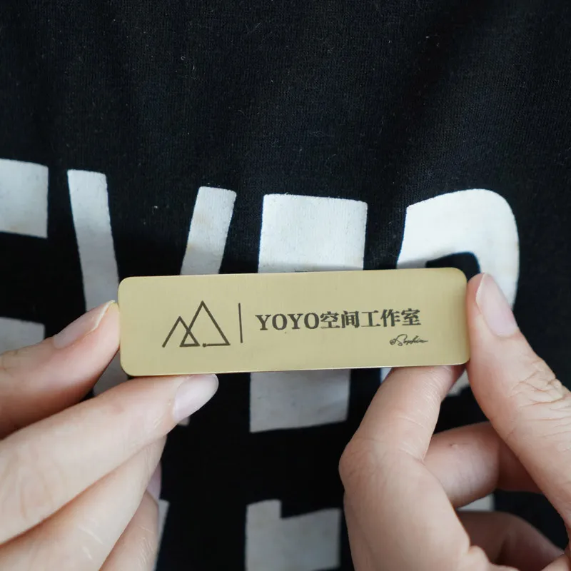 ������ �ΰ� ���׳�ƽ ���ġ ��, ������ �ؽ�Ʈ �ΰ�, ����Ͻ� ID �÷���Ʈ, ��ö �ݼ� �±�, ������ �̸� ����, 70*20mm