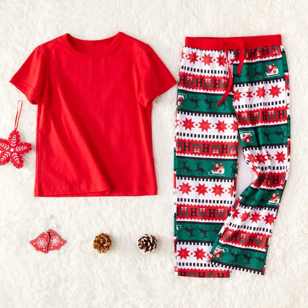 Рождественские одинаковые пижамы для всей семьи с классическим рисунком; летний хлопковый комбинезон для малышей; платье для мамы; Повседневная рубашка с короткими рукавами