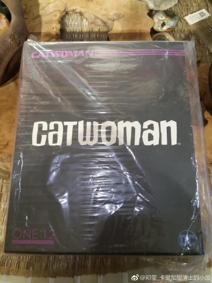Mezco 76820 1/12 Catwoman Коллекционная фигурка для фанатов праздничный подарок