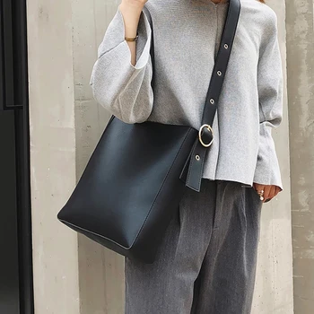 

Fashion PU Leather Composite Bags for Women Casual Solid Large Capacity Bucket Bags For Women Simple Vintage Messenger Bags New