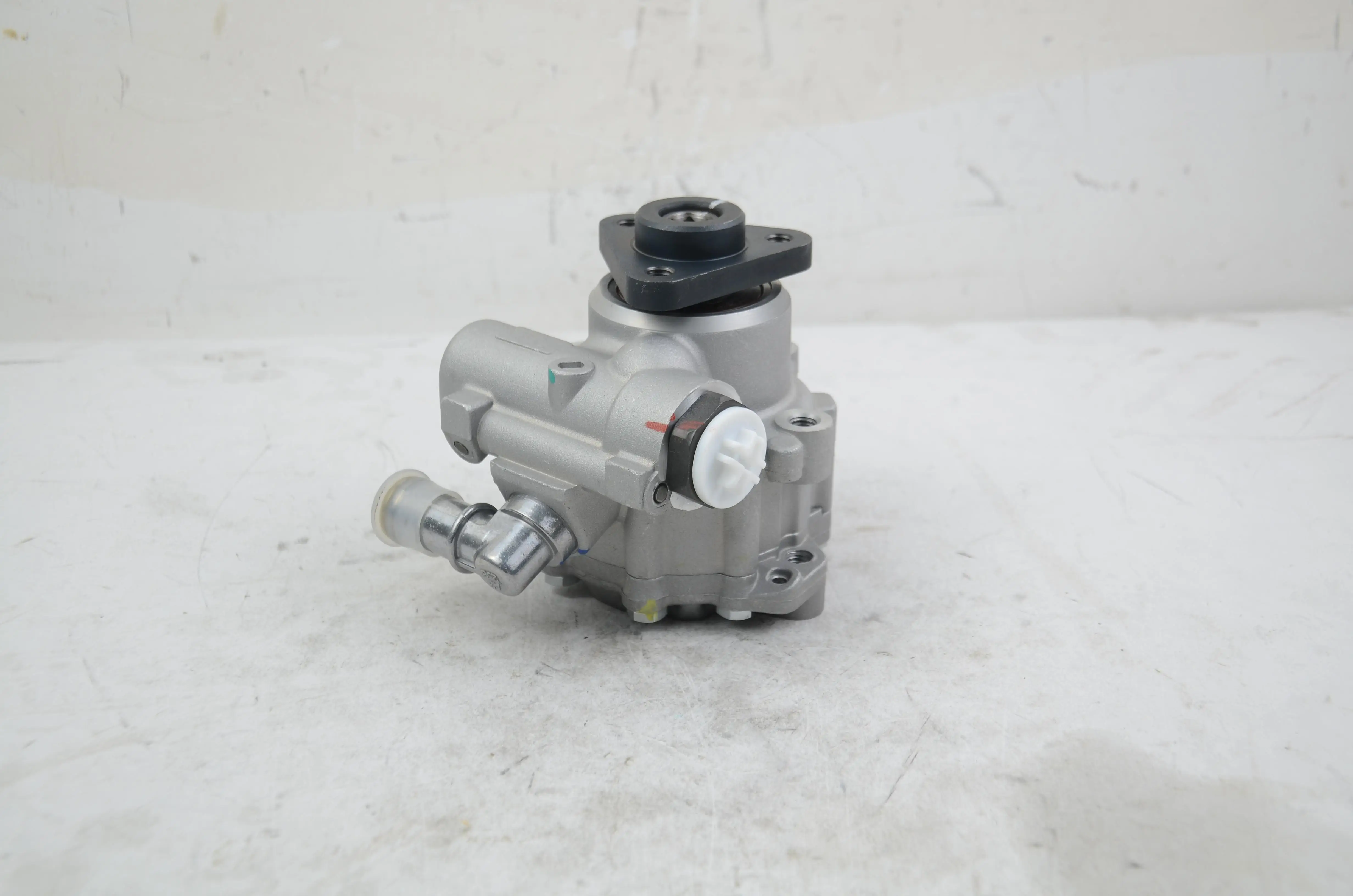 AP01 Power Steering Pump for Audi A6 4A C4 4B2 C5 Avant 4B5 2.4L 2.8L 4