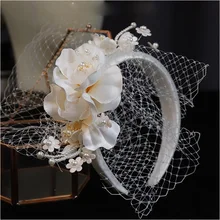 

Original design Gradient Satin Petals Tulle Hairband Bride Wedding Headdress Photo Makeup Photography Modeling