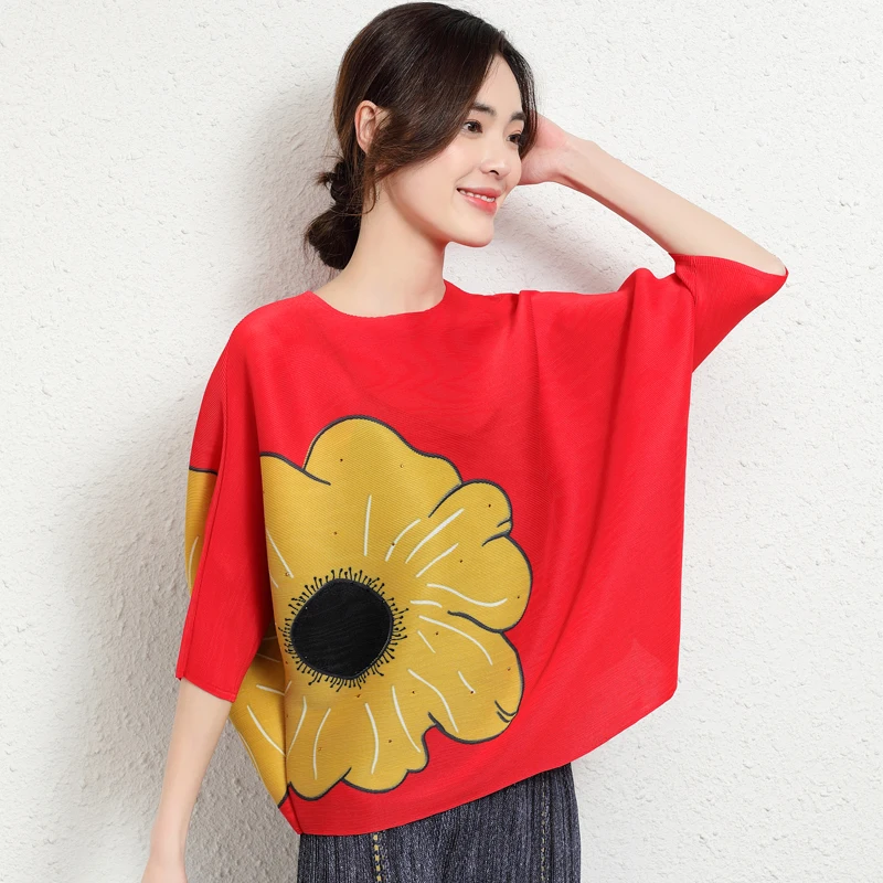 

Miyake pleated printed tops bat-sleeved loose slim shirts 2021 spring and summer new foreign-style casual oversize folda tees