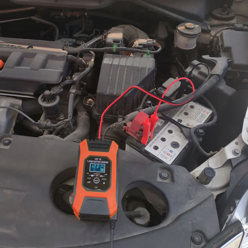 Battery Charger 12V 7A 7-stage Lead GEL STD AGM Car Motorcycle Pulse charge Maintainer & Desulfator