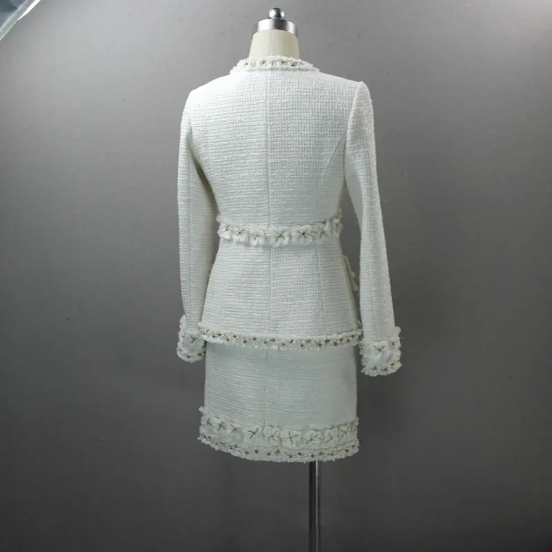 

Luxury Elegant Lady White Flower Patchwork Tweed Jacket Wrap Skirt Two Piece Set Women Outfits Pearls Beading V Neck Office Suit