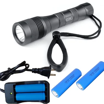 

Brinyte DIV01V Underwater Photography Light 120 Degree Beam Angle CREE XM-L2 LED 1000lm Diving Video Light + battery charger