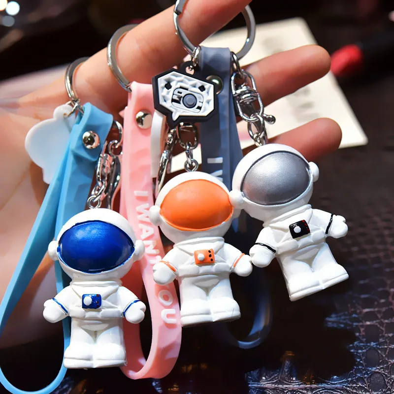 Mask Astronaut 3D Keychain – Space-Inspired Cute Rubber Keyring