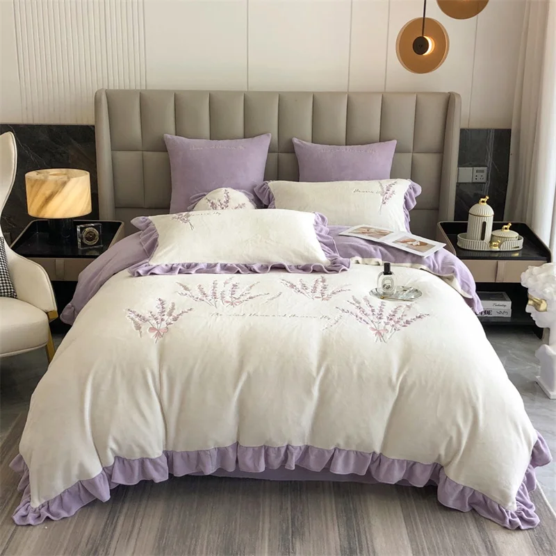 2021 Luxury Flannel Velvet Lavender Bedding Set Fleece Embroidery Duvet Cover Flat Sheet