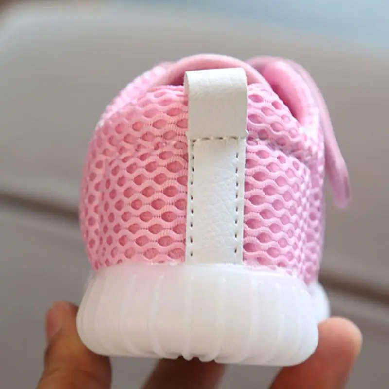 Baby Shoes Led Lights Soft Breathable Toddler Children Rubber Shoes Sneaker Net Bottom Sports Flash Shoes Summer New Arrival Hot