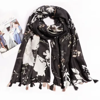 

Cross-border Amazon hot-pin elegant black flower-pattern print lady's cotton and linen scarf