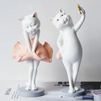 

Creative Selfie Cat Adorable Lucky Cat Miniature Figurines Cute Kitty Cats Desk Room Home Decoration Accessories for Living Room