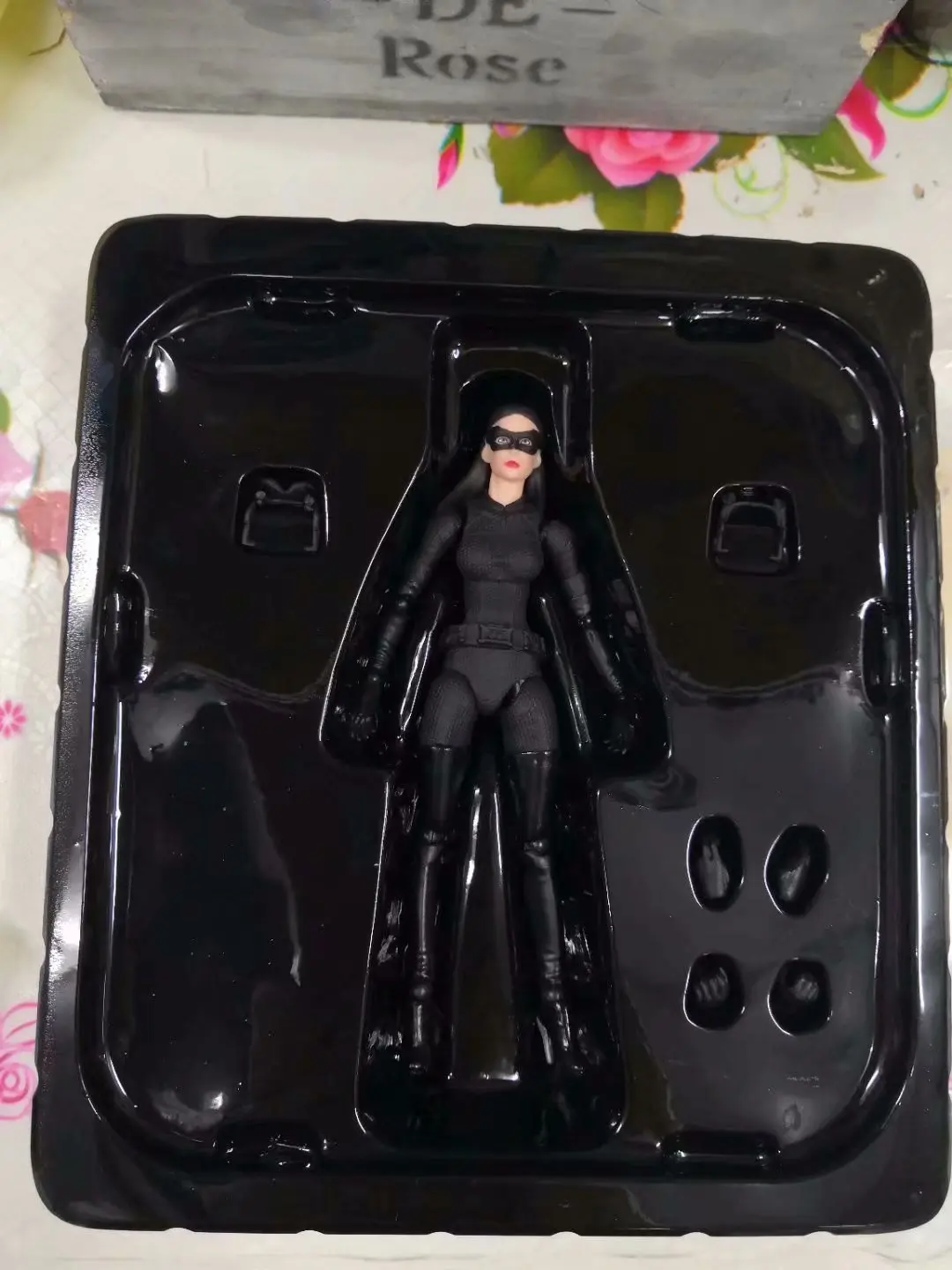 

Marvel's Avengers DC Cartoon Anti-Hero Batman Catwoman Selina 2.0 Mobile Model Garage Kit