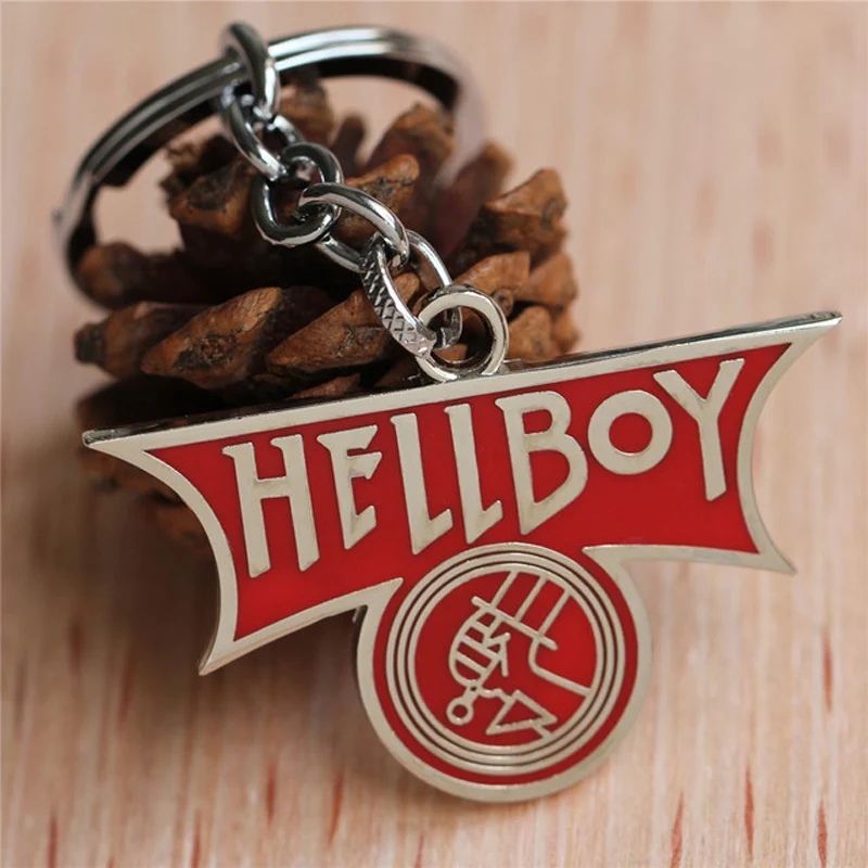 Модный брелок moive Hellboy из металлического цинкового сплава, красный кулон, ювелирный автомобильный рюкзак, аксессуары, брелок для мужчин, маленький подарок, сувенир